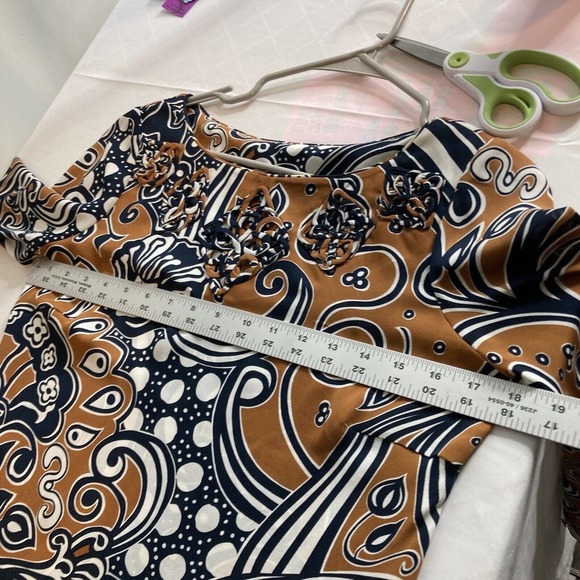Tory Burch Silk Top Sz 4 Navy Brown Abstract Print Fall Colors Classic Tailored - Picture 9 of 10